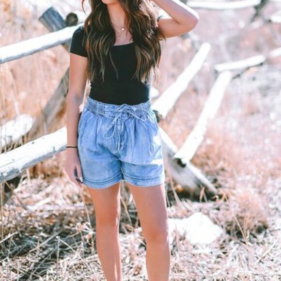 Classic Drawstring Waist Denim Short - Picture 6 of 7